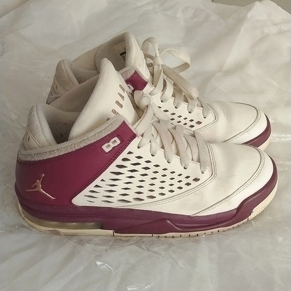 Jordan 4 Flight Origin - Picture 12 of 15